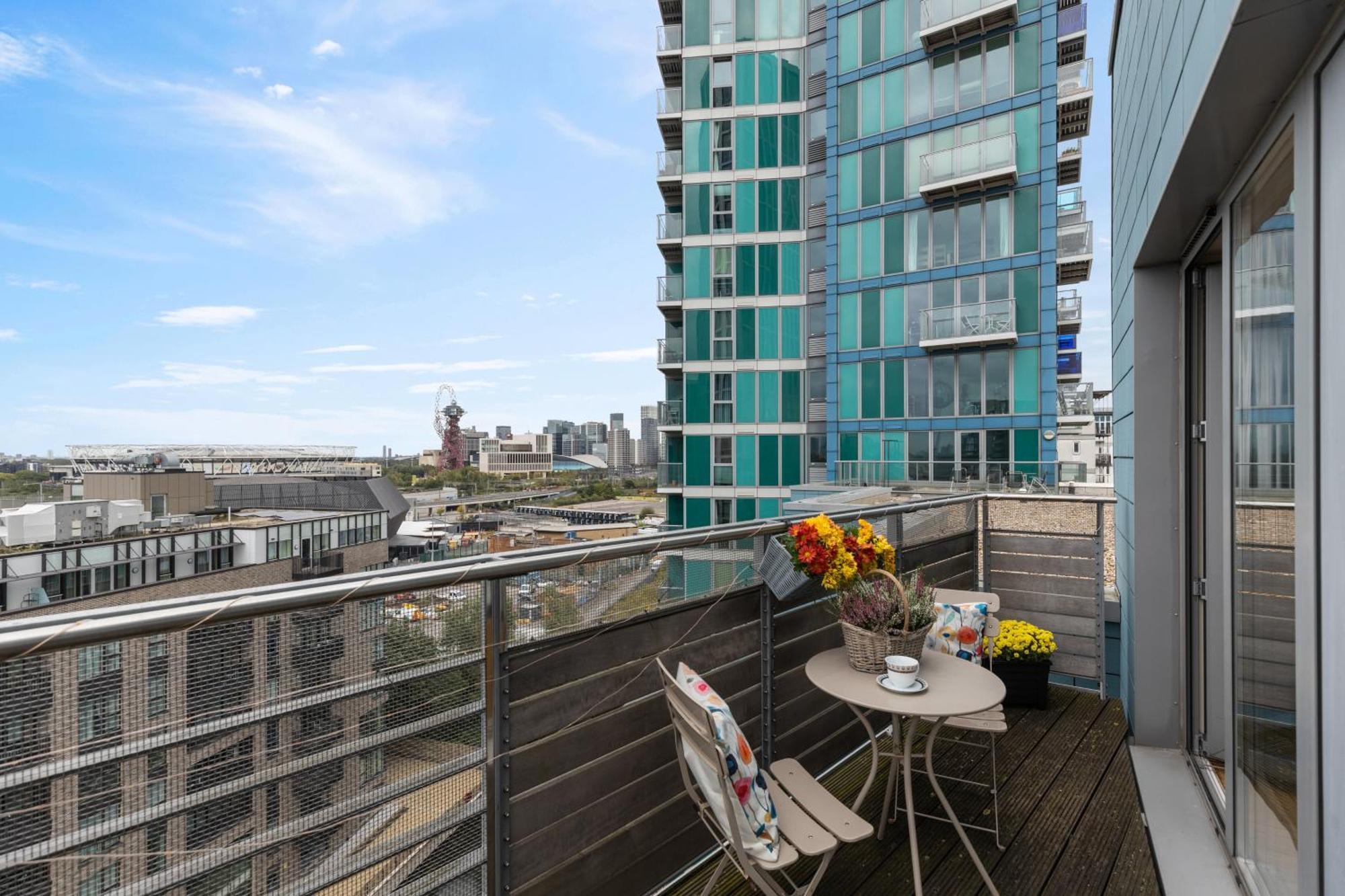Stratford Skyview Apartment Londres Exterior foto